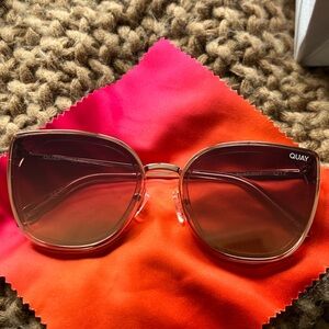 Quay Australia Women's Flat Out Sunnies